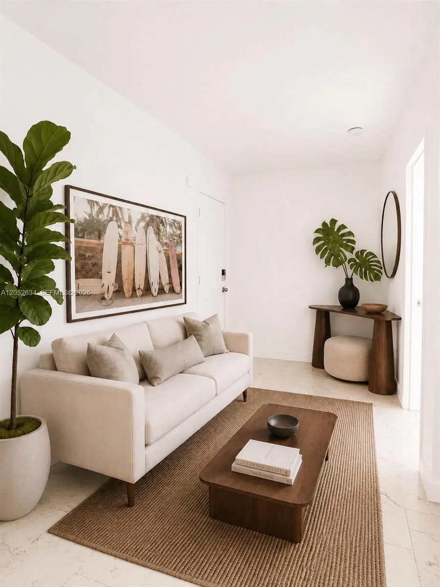 1526 Pennsylvania Ave # 18, Miami Beach, FL 33139 photo 2