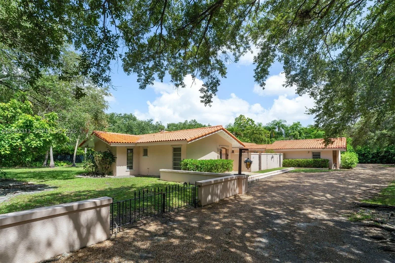 11950 SW 67 Ct, Pinecrest, FL 33156 photo 4