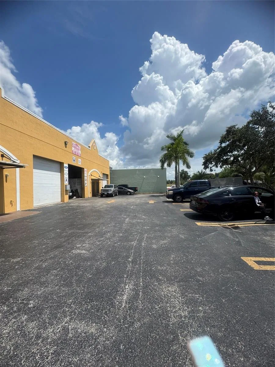 238 NW 9th Avenue # 4, Homestead, FL 33030 photo 3