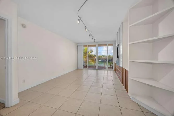5600 Collins Ave # 4H, Miami Beach, FL 33140 photo 10