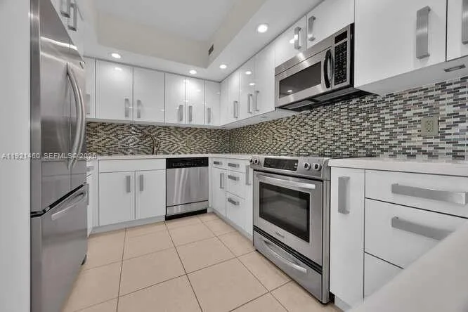 5600 Collins Ave # 4H, Miami Beach, FL 33140 photo 12