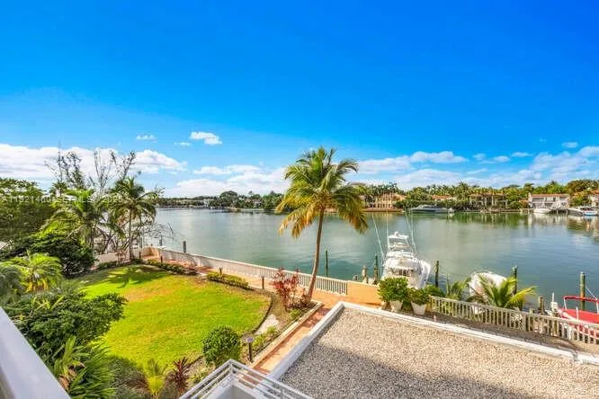 5600 Collins Ave # 4H, Miami Beach, FL 33140 photo 3
