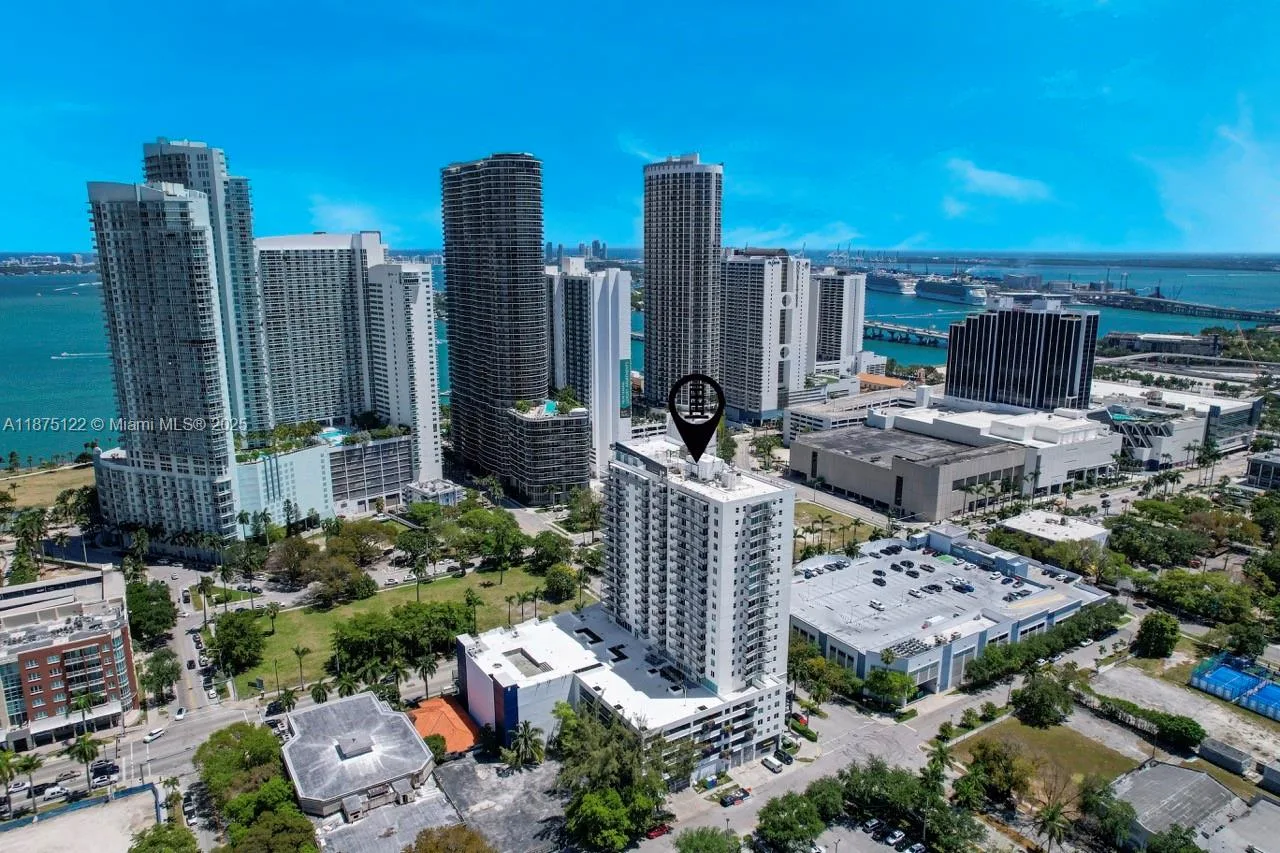 275 NE 18th St # 909, Miami, FL 33132