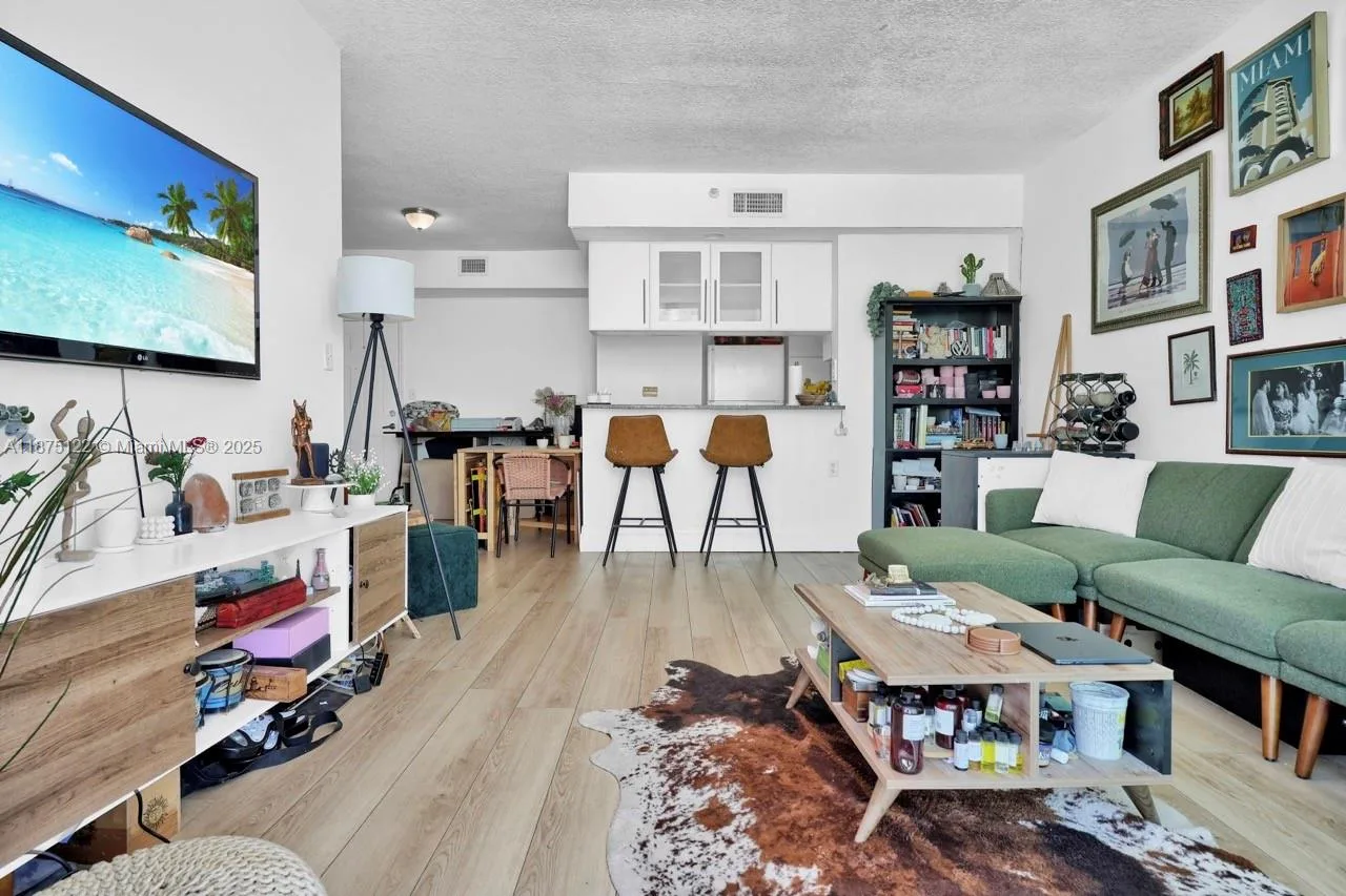 275 NE 18th St # 909, Miami, FL 33132 photo 12