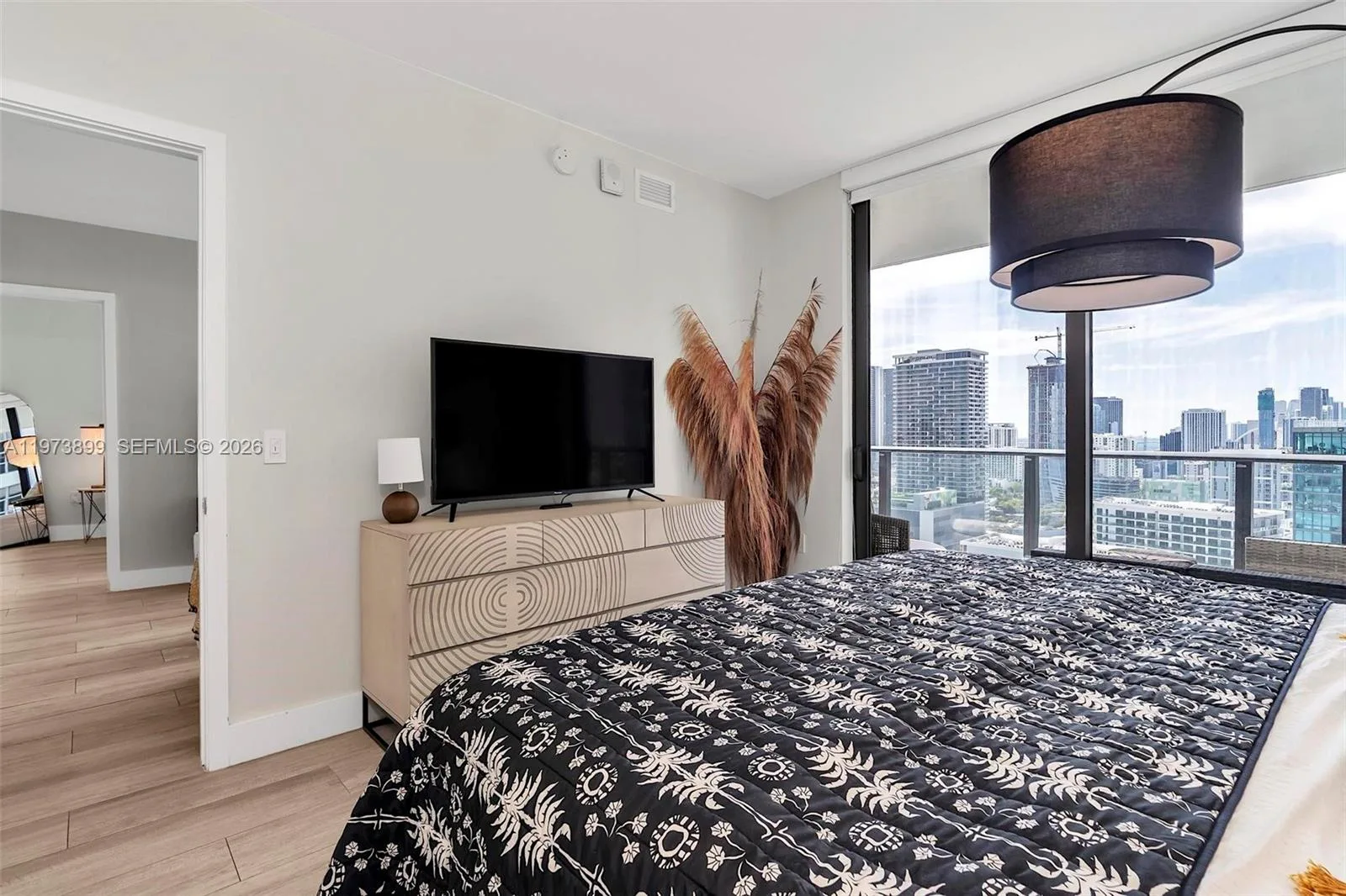 121 NE 34th St # 2502, Miami, FL 33137 photo 13