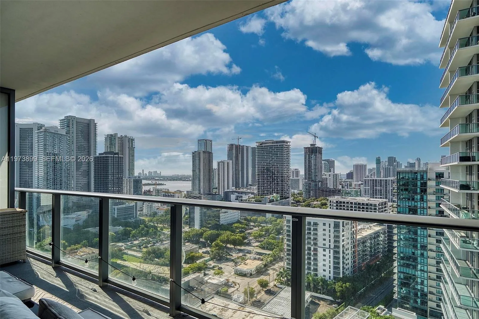 121 NE 34th St # 2502, Miami, FL 33137 photo 3