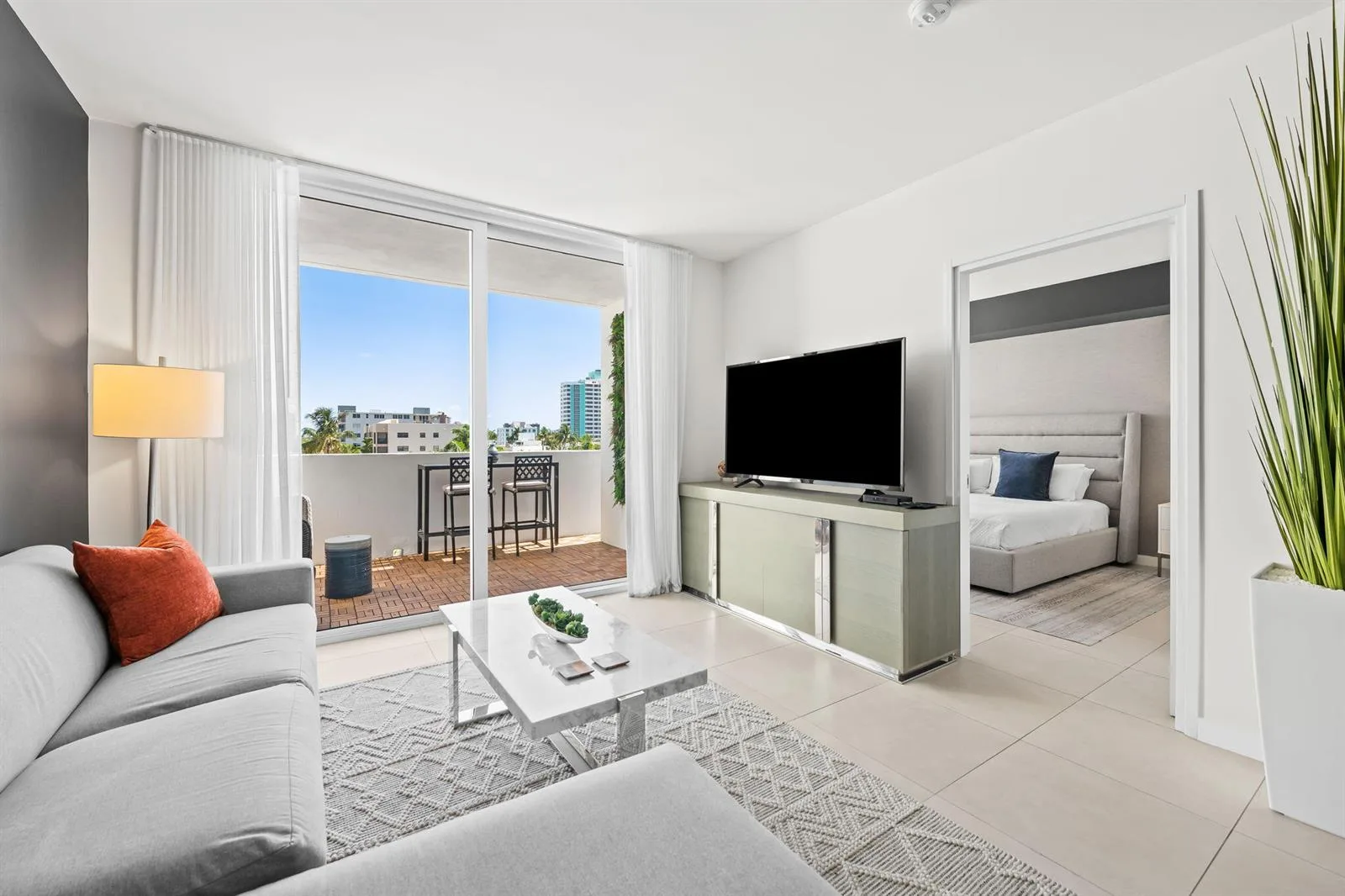 401 N Birch Road # 409, Fort Lauderdale, FL 33304 photo 2