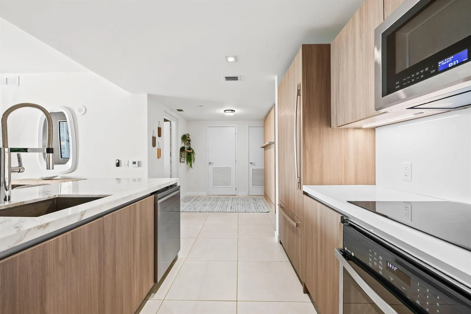 401 N Birch Road # 409, Fort Lauderdale, FL 33304 photo 8