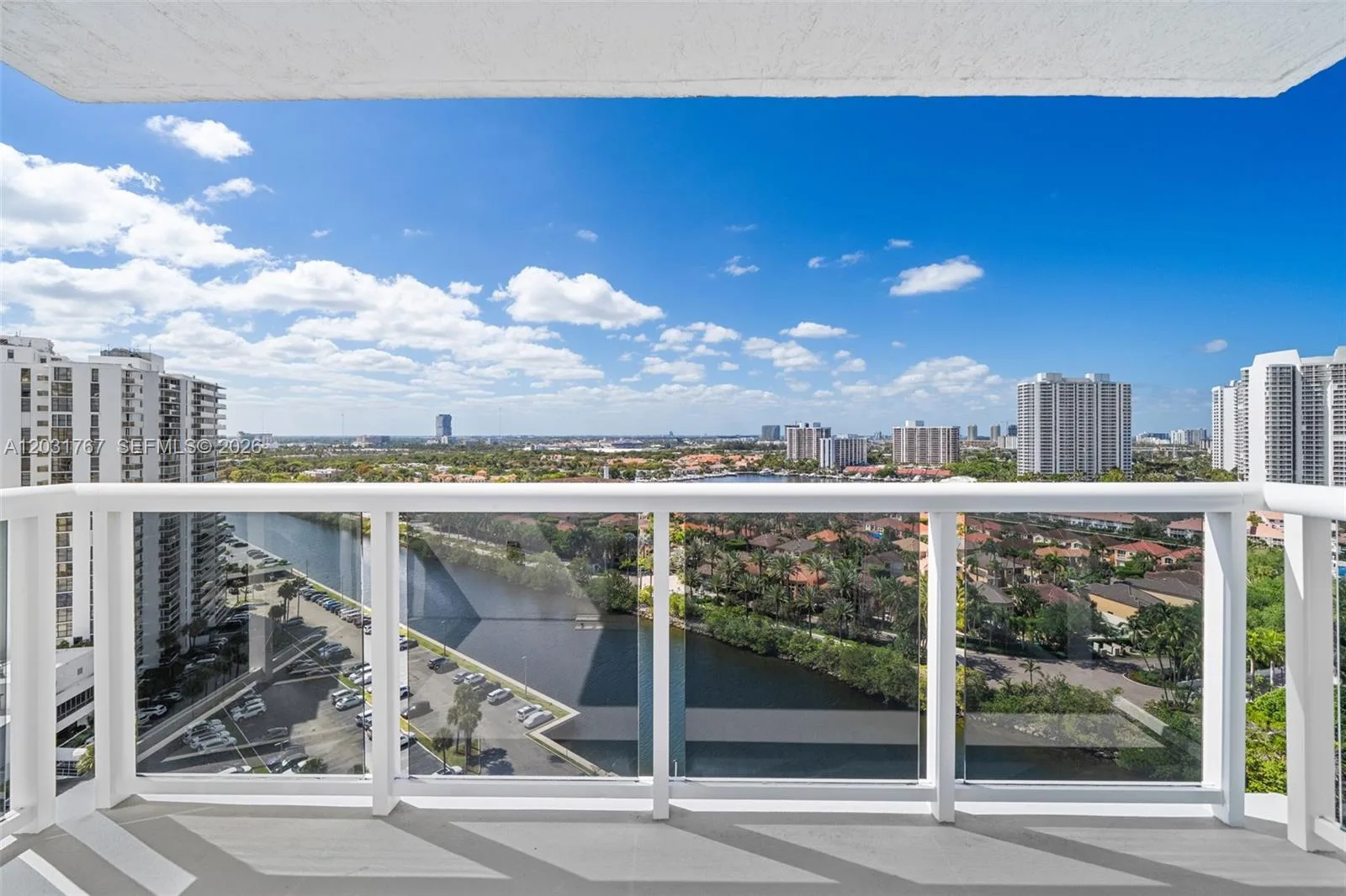 20505 E Country Club Dr # 1938, Aventura, FL 33180