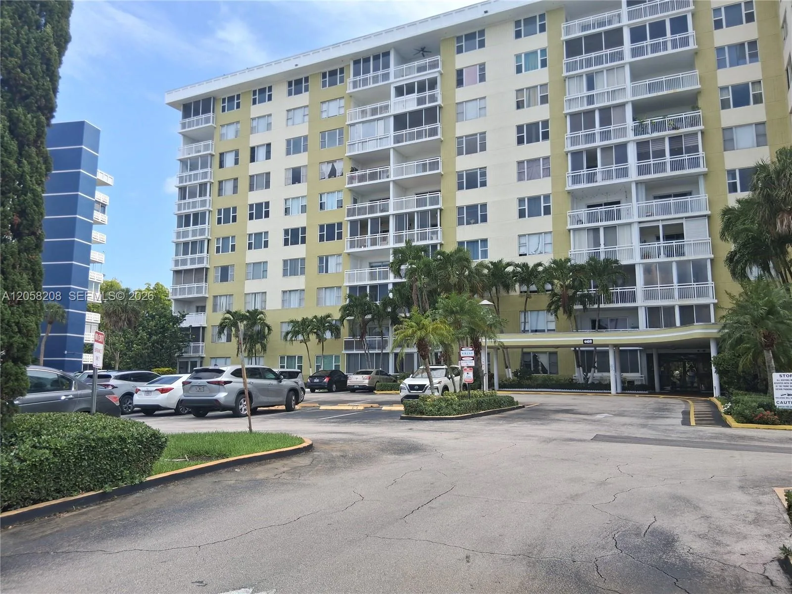4400hillcrest Hillcrest DR # 201B, Hollywood, FL 33021