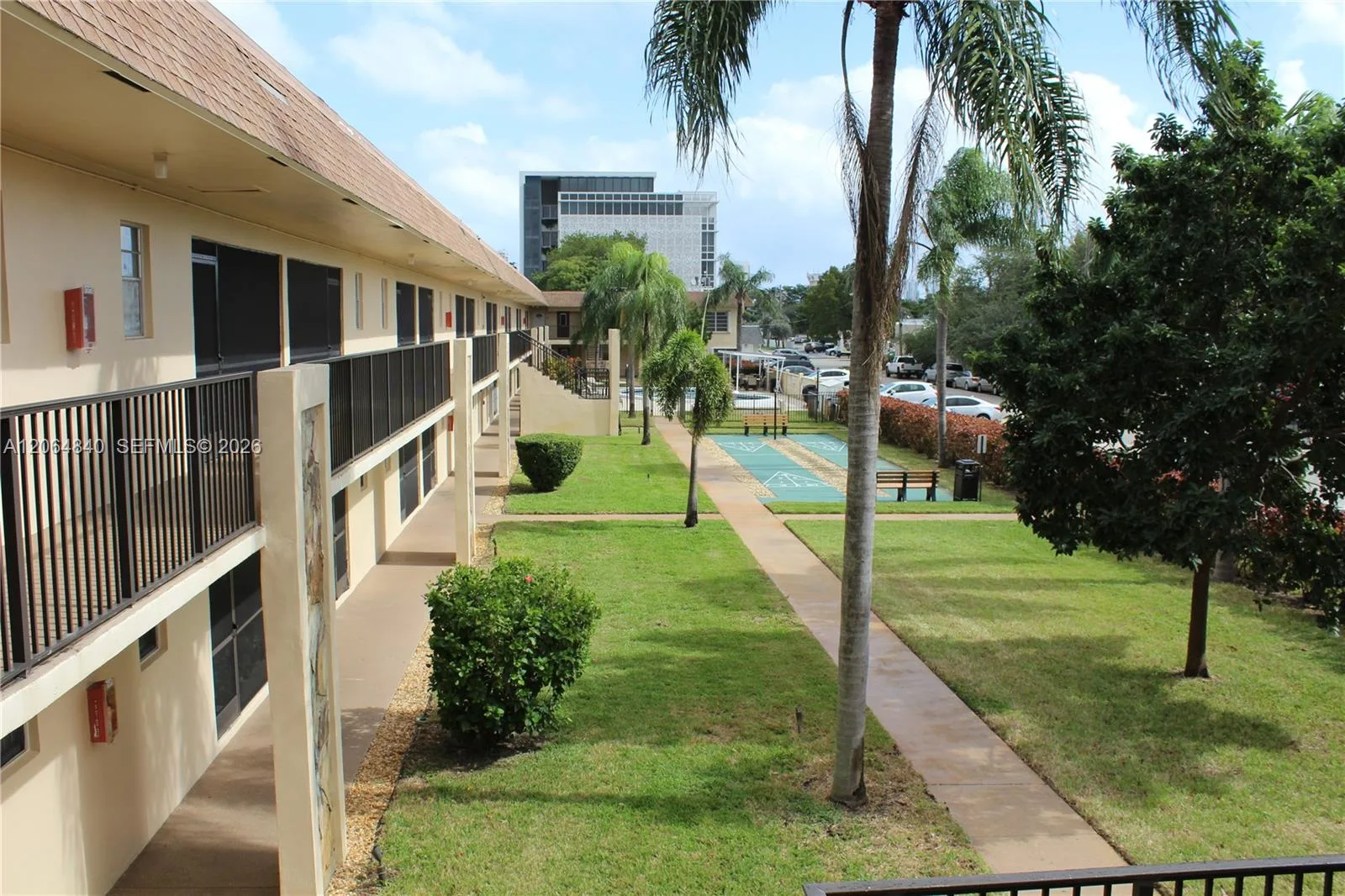 421 NE 1st St # 112, Hallandale Beach, FL 33009 photo 10