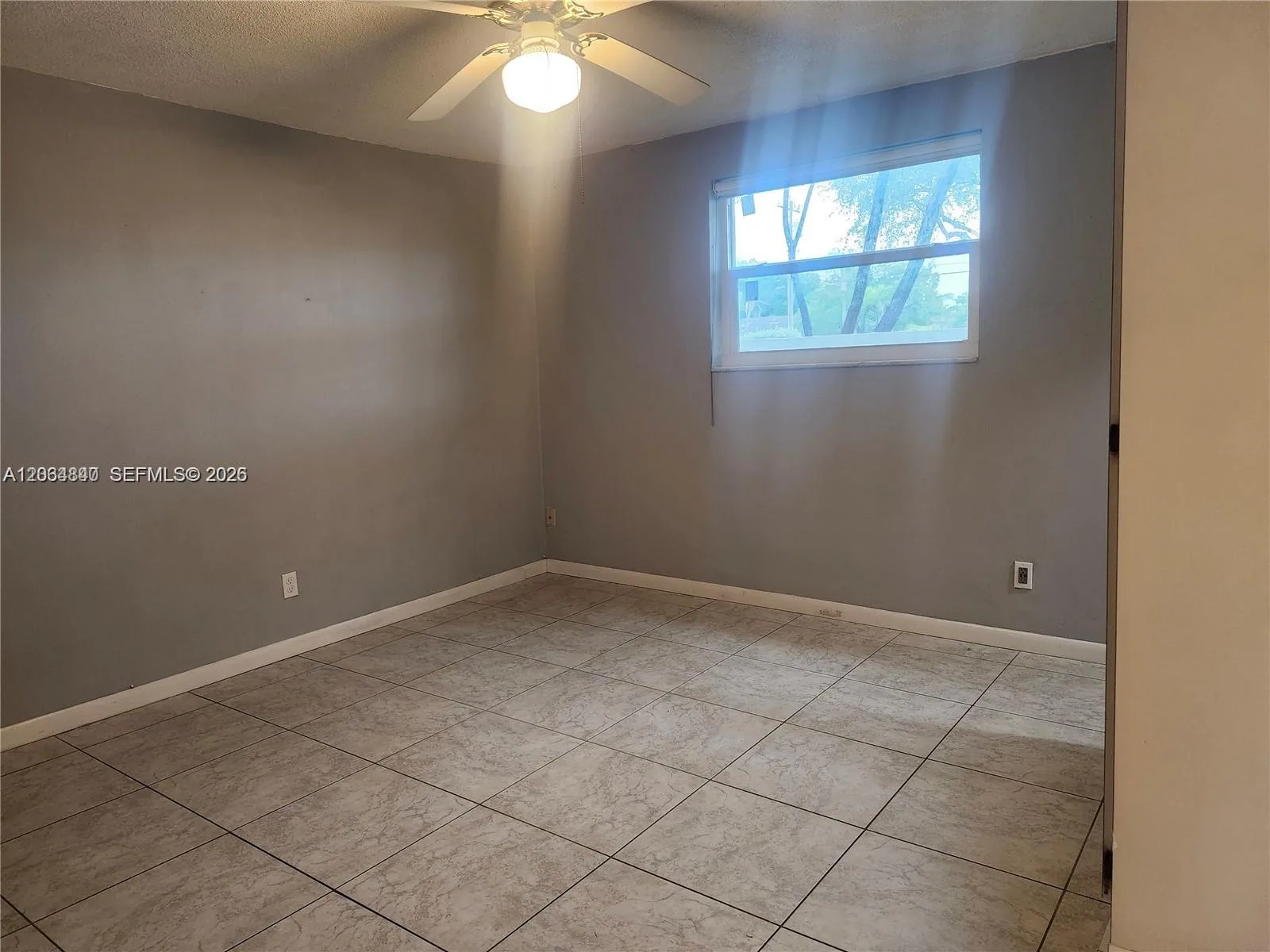 421 NE 1st St # 112, Hallandale Beach, FL 33009 photo 7
