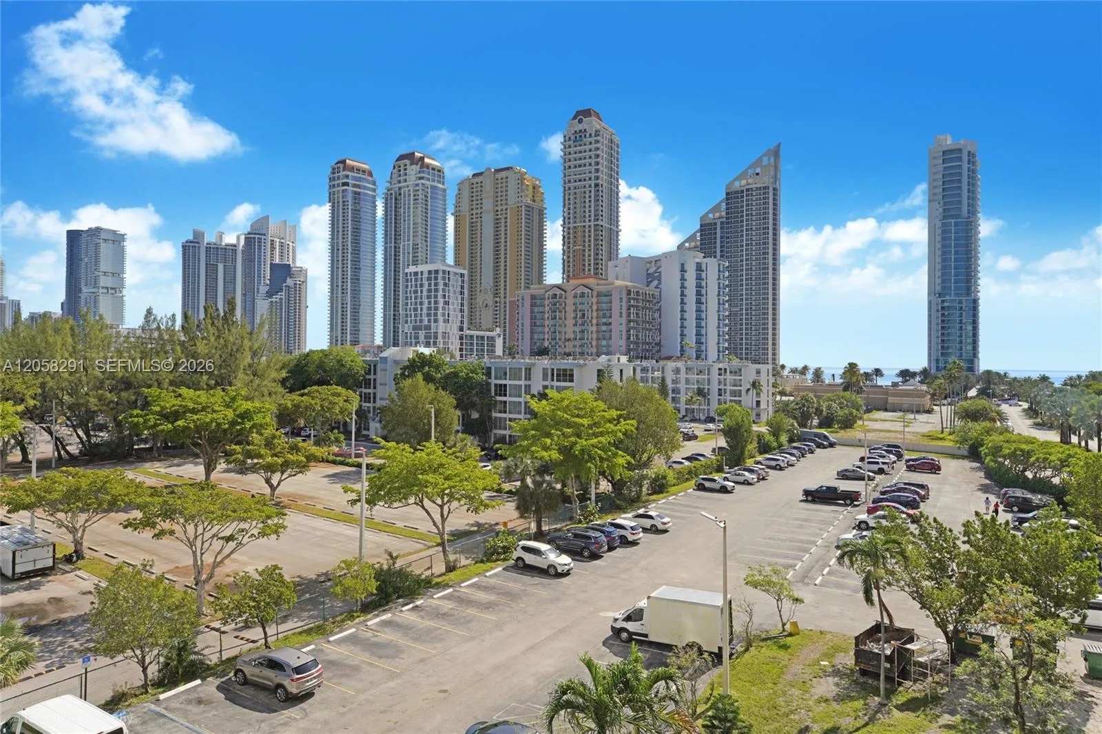 231 174th St # 617, Sunny Isles Beach, FL 33160 photo 4