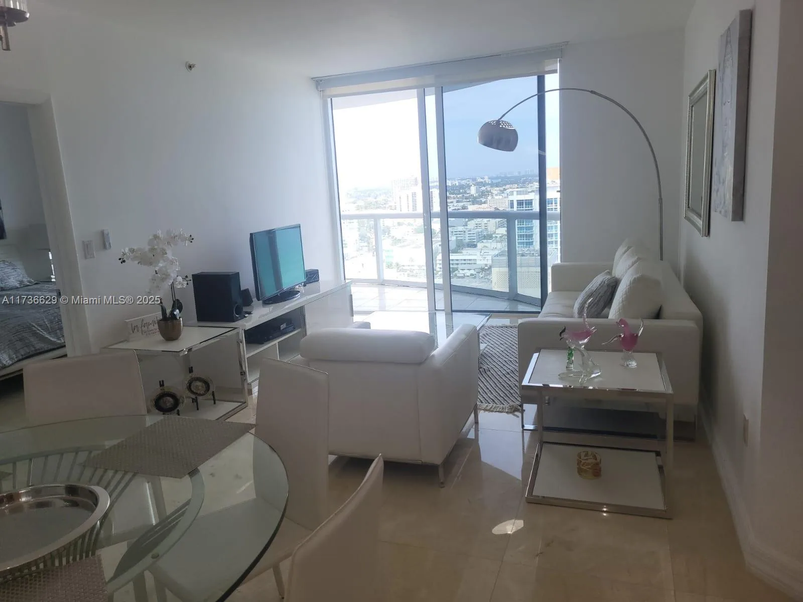 6365 Collins Ave # 2511, Miami Beach, FL 33141 photo 4