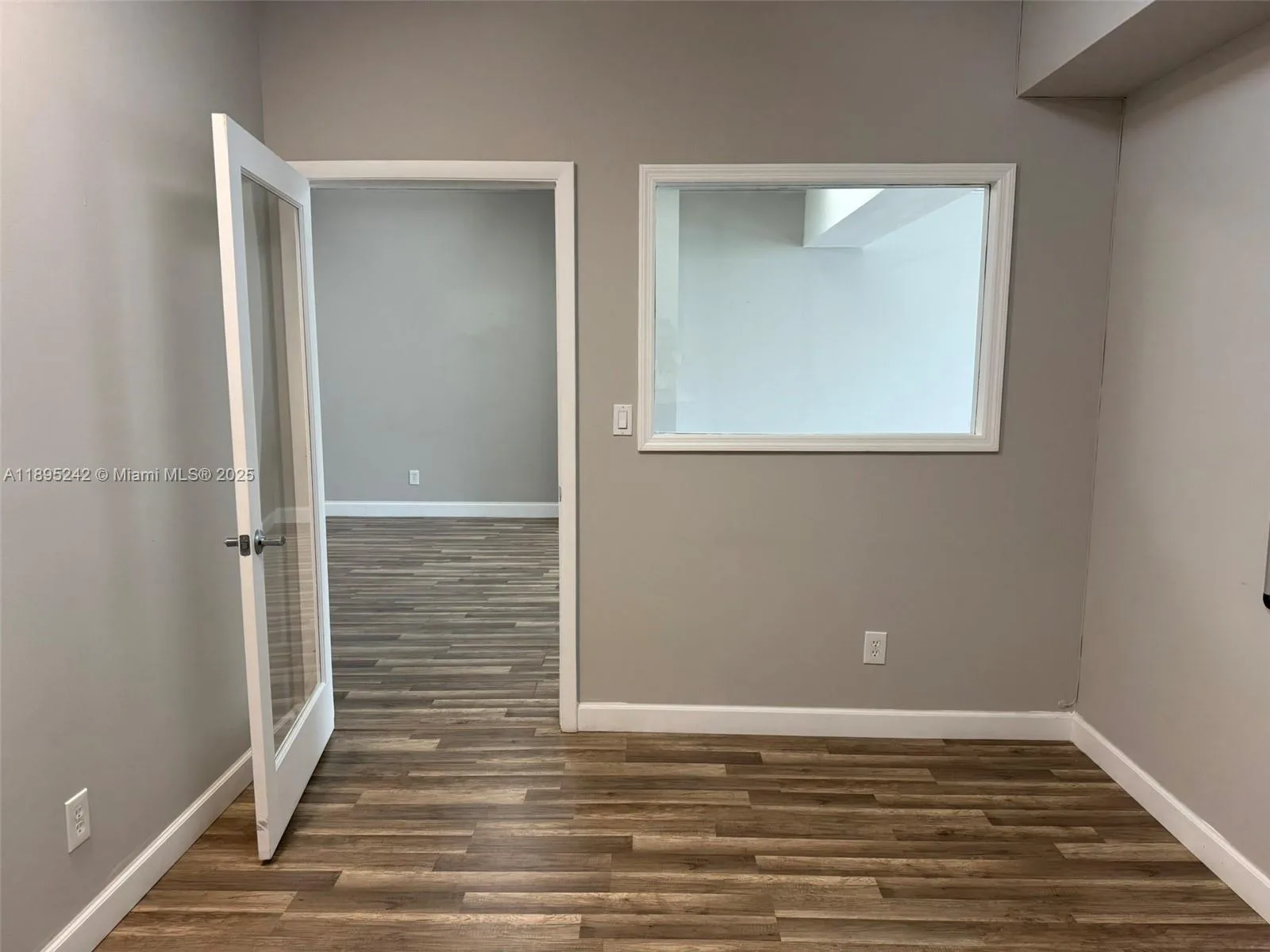 299 Alhambra Cir # 406, Coral Gables, FL 33134 photo 3