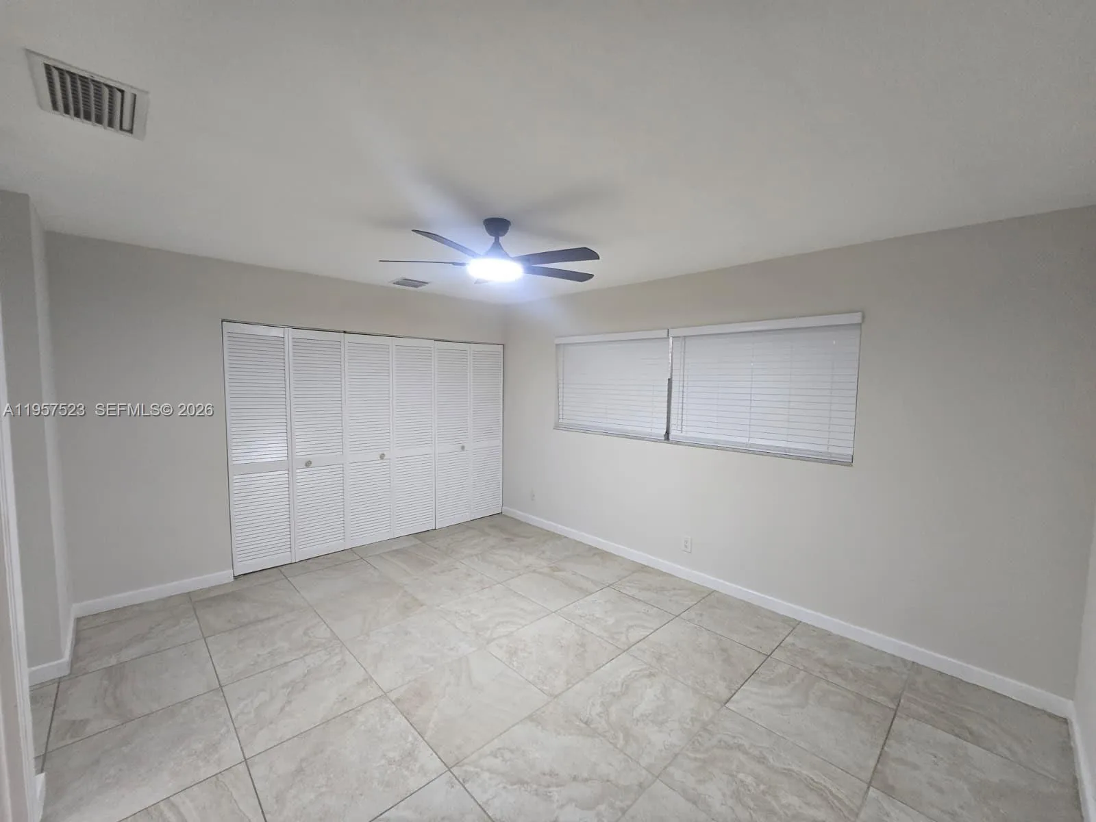 5151 W Oakland Park Blvd # 303, Lauderdale Lakes, FL 33313 photo 5