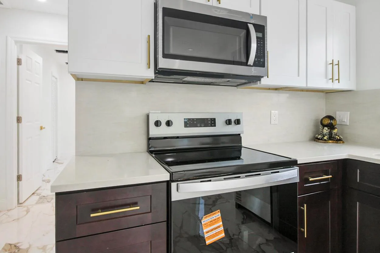1336 W 6TH Street, Riviera Beach, FL 33404 photo 7