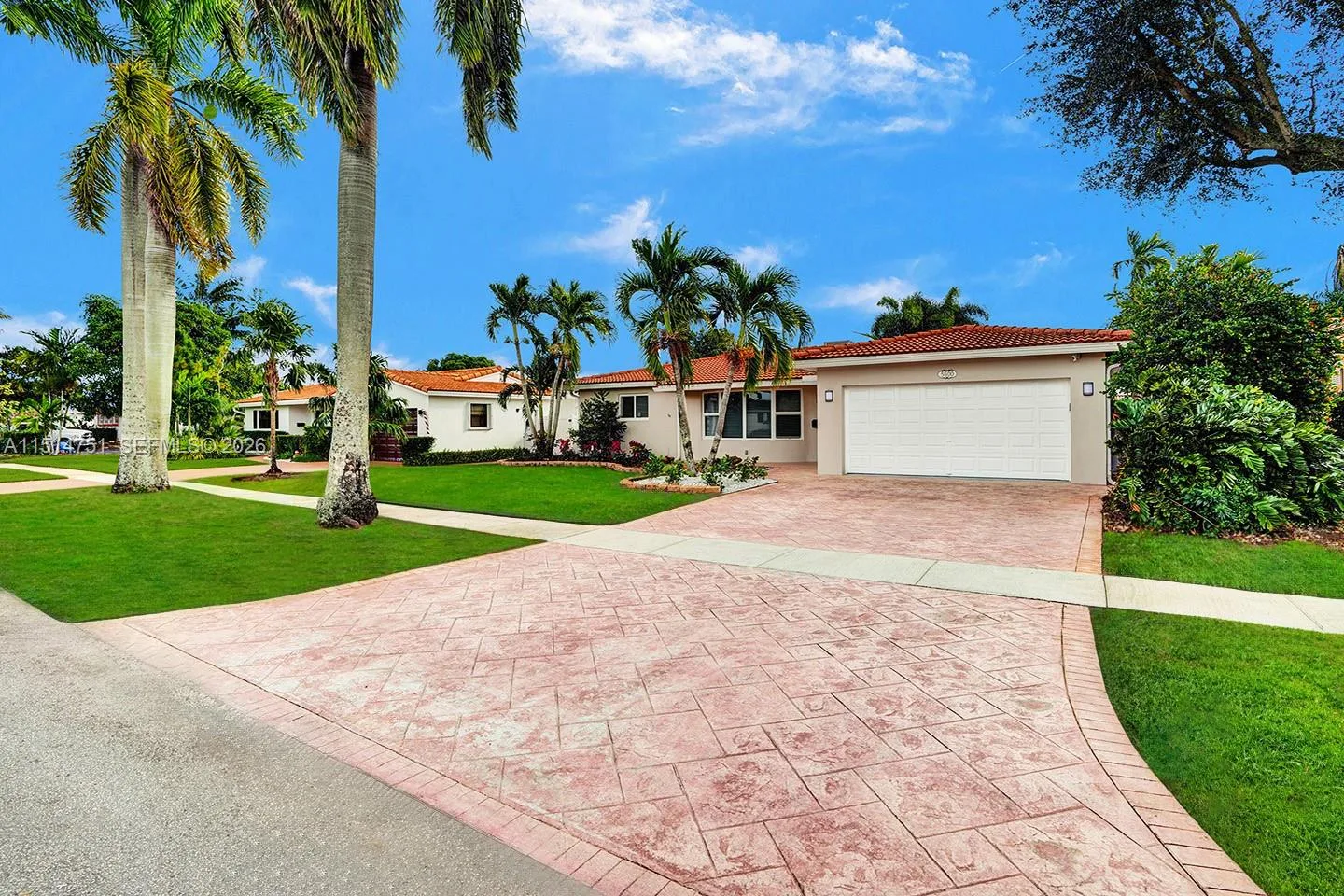 5500 Cleveland St, Hollywood, FL 33021 photo 3