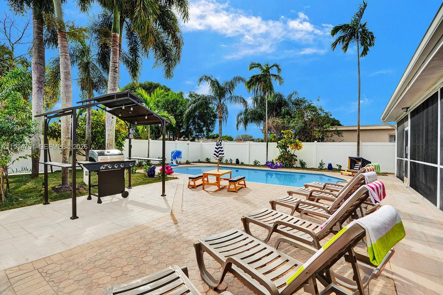 5500 Cleveland St, Hollywood, FL 33021 photo 5