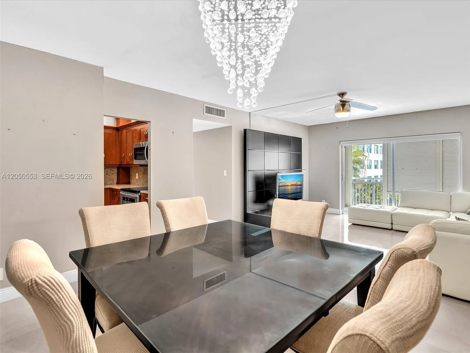 4400 Hillcrest Dr # 617B, Hollywood, FL 33021 photo 8