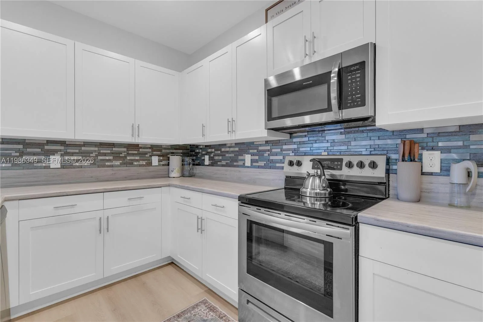 21068 NE 8th Ave, Miami, FL 33179 photo 6