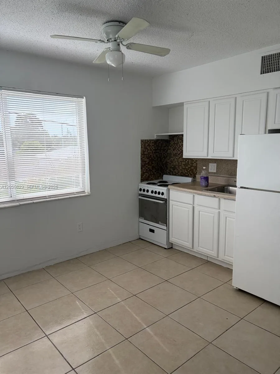 101 NW 29th ave # 10, Fort Lauderdale, FL 33311 photo 3