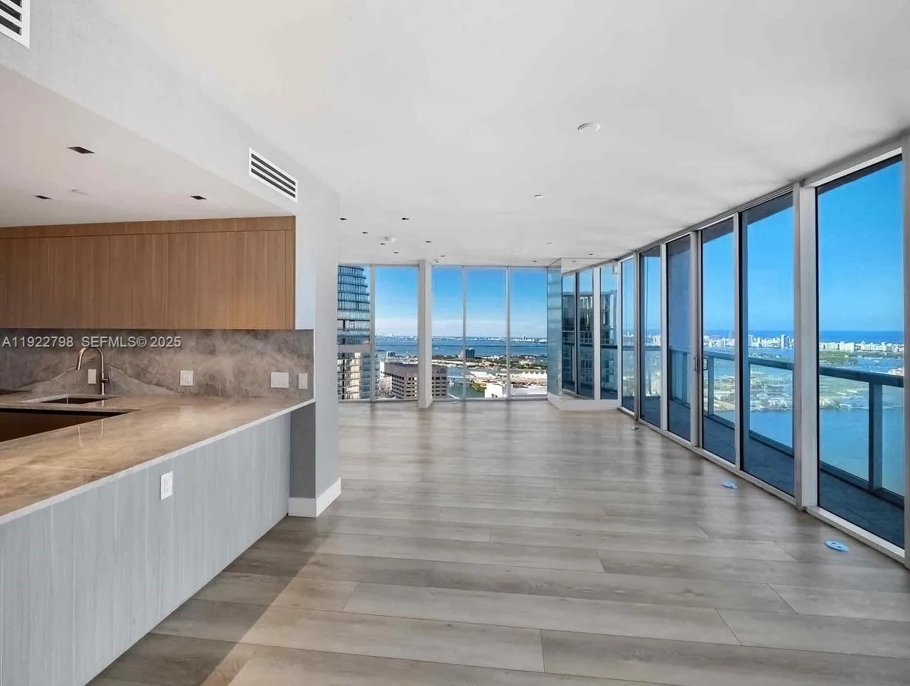 465 Brickell Ave # 5701, Miami, FL 33131 photo 3