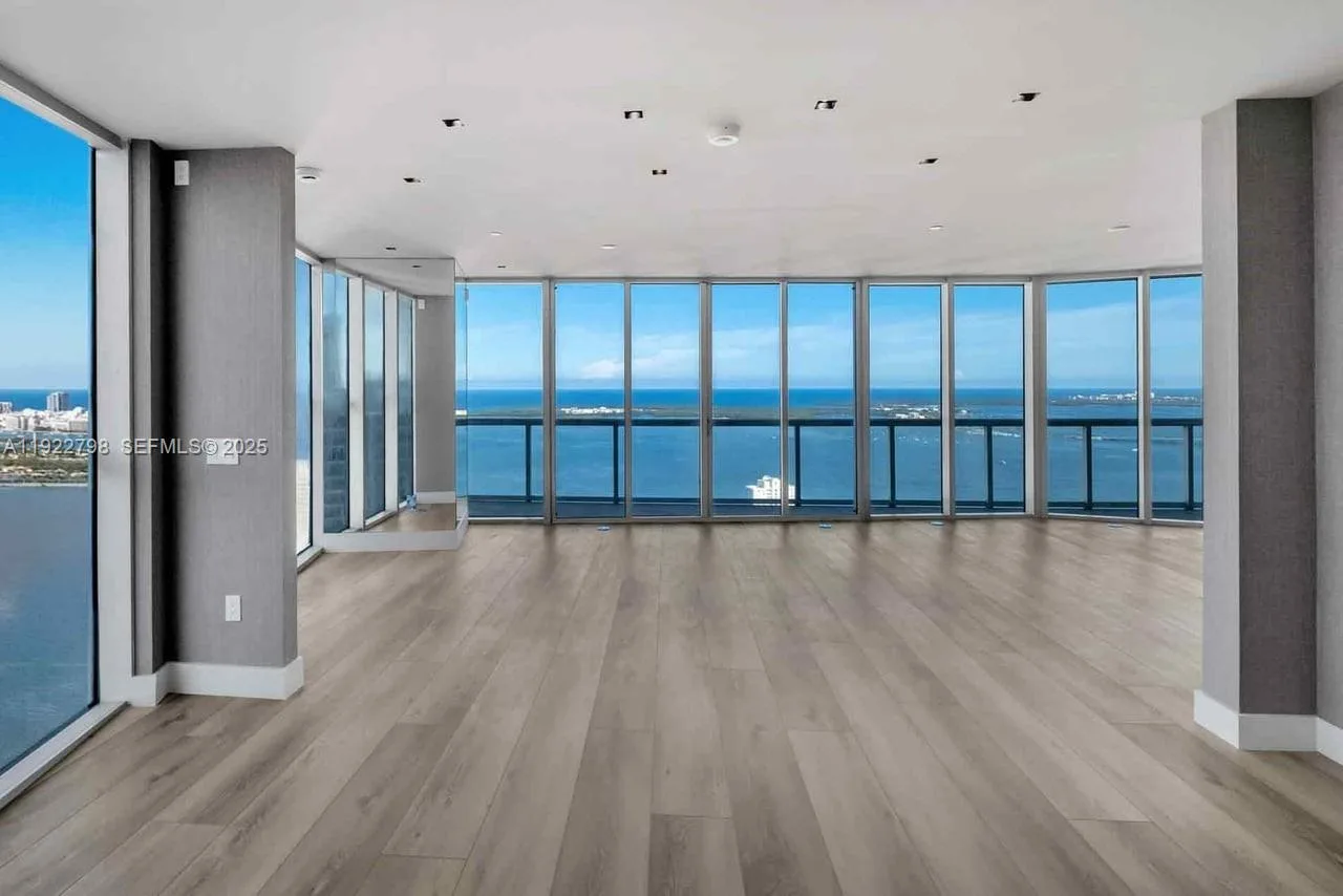465 Brickell Ave # 5701, Miami, FL 33131 photo 9