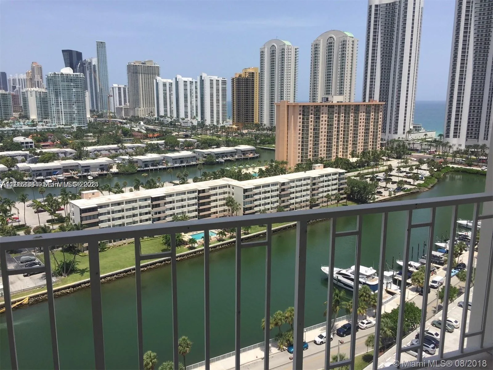 300 Bayview Dr # 707, Sunny Isles Beach, FL 33160 photo 5