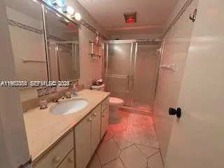 300 Bayview Dr # 707, Sunny Isles Beach, FL 33160 photo 8