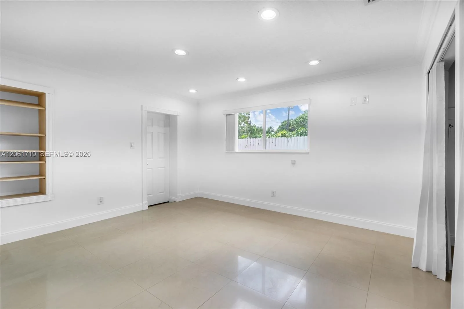 3685 W 9th Ave, Hialeah, FL 33012 photo 12