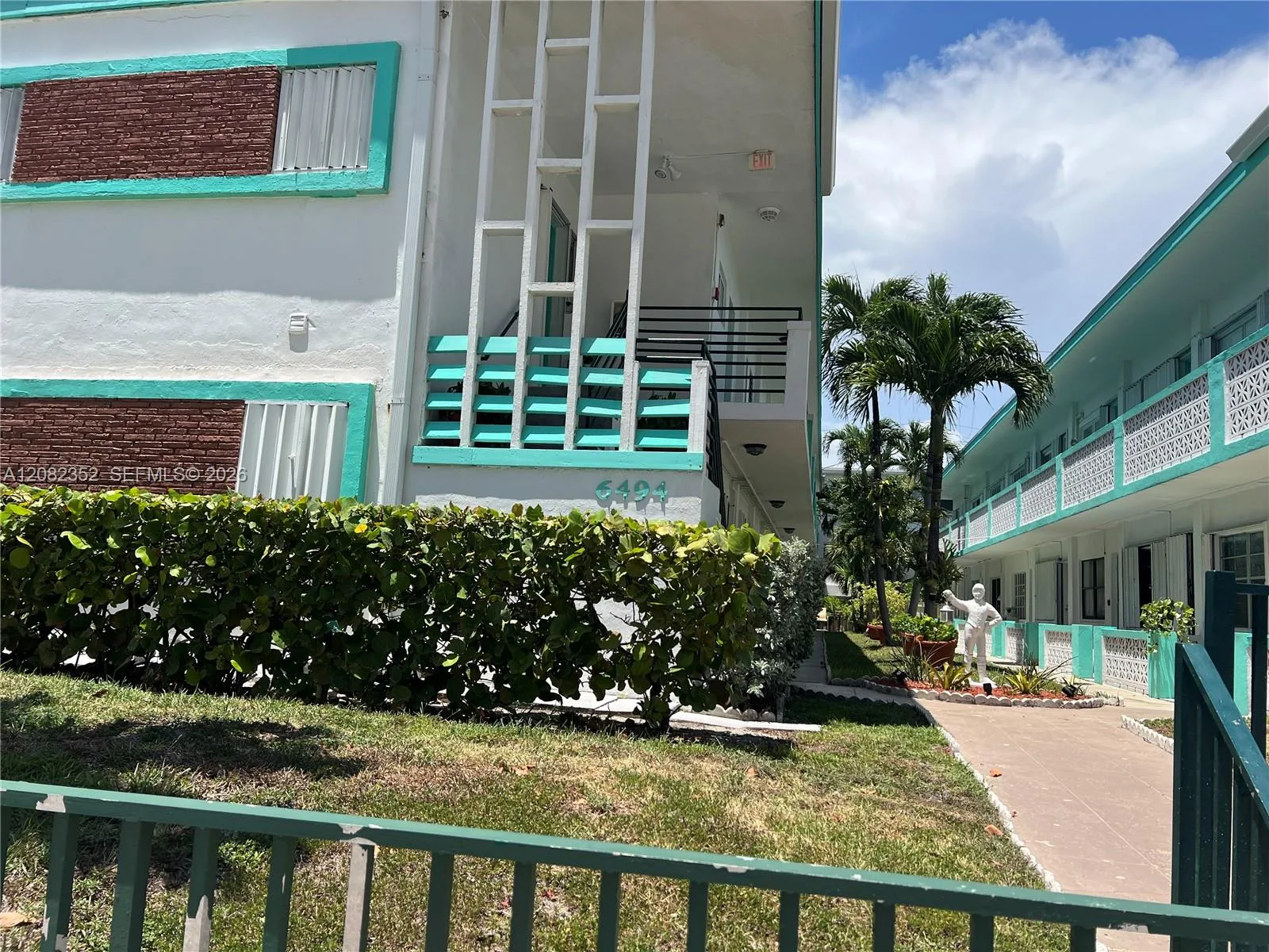 6494 Collins Ave # 24, Miami Beach, FL 33141