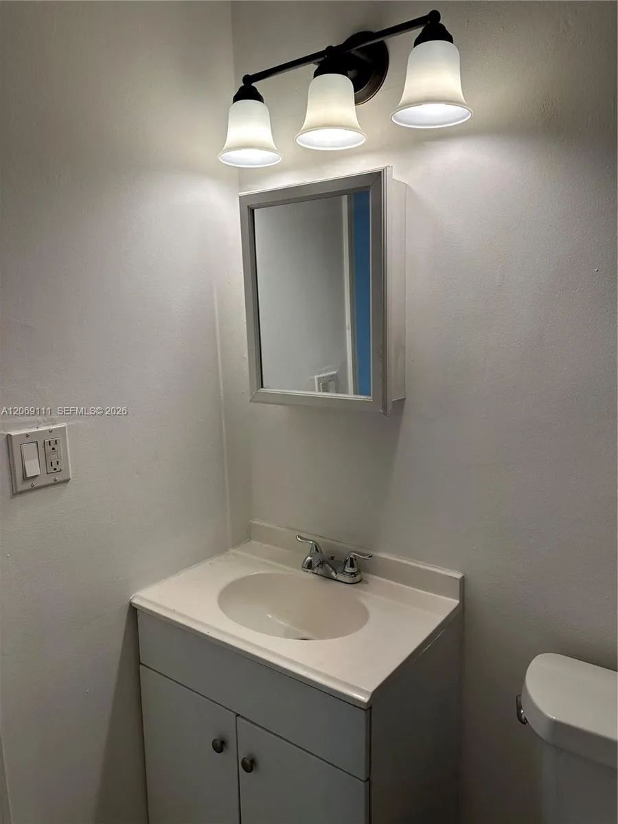 2222 Van Buren St # 12, Hollywood, FL 33020 photo 4