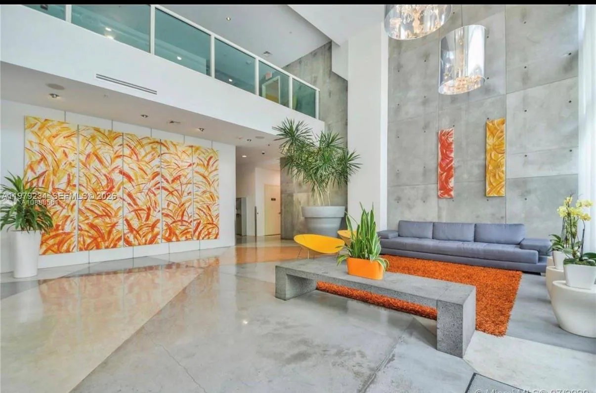 234 NE 3rd St # 608, Miami, FL 33132 photo 3