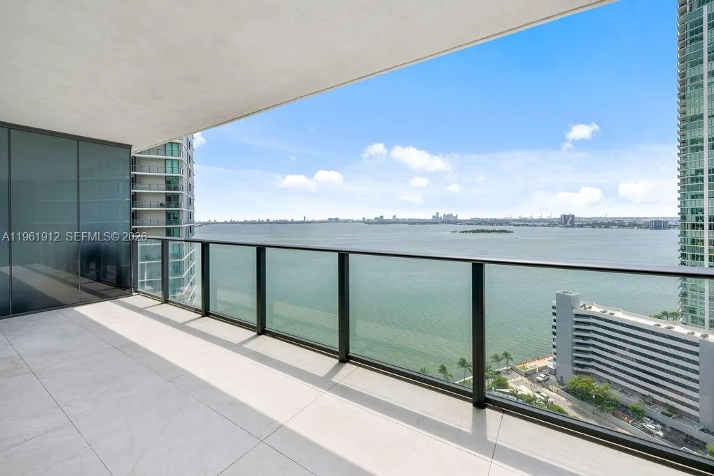 650 NE 32nd St # 2205, Miami, FL 33137 photo 6