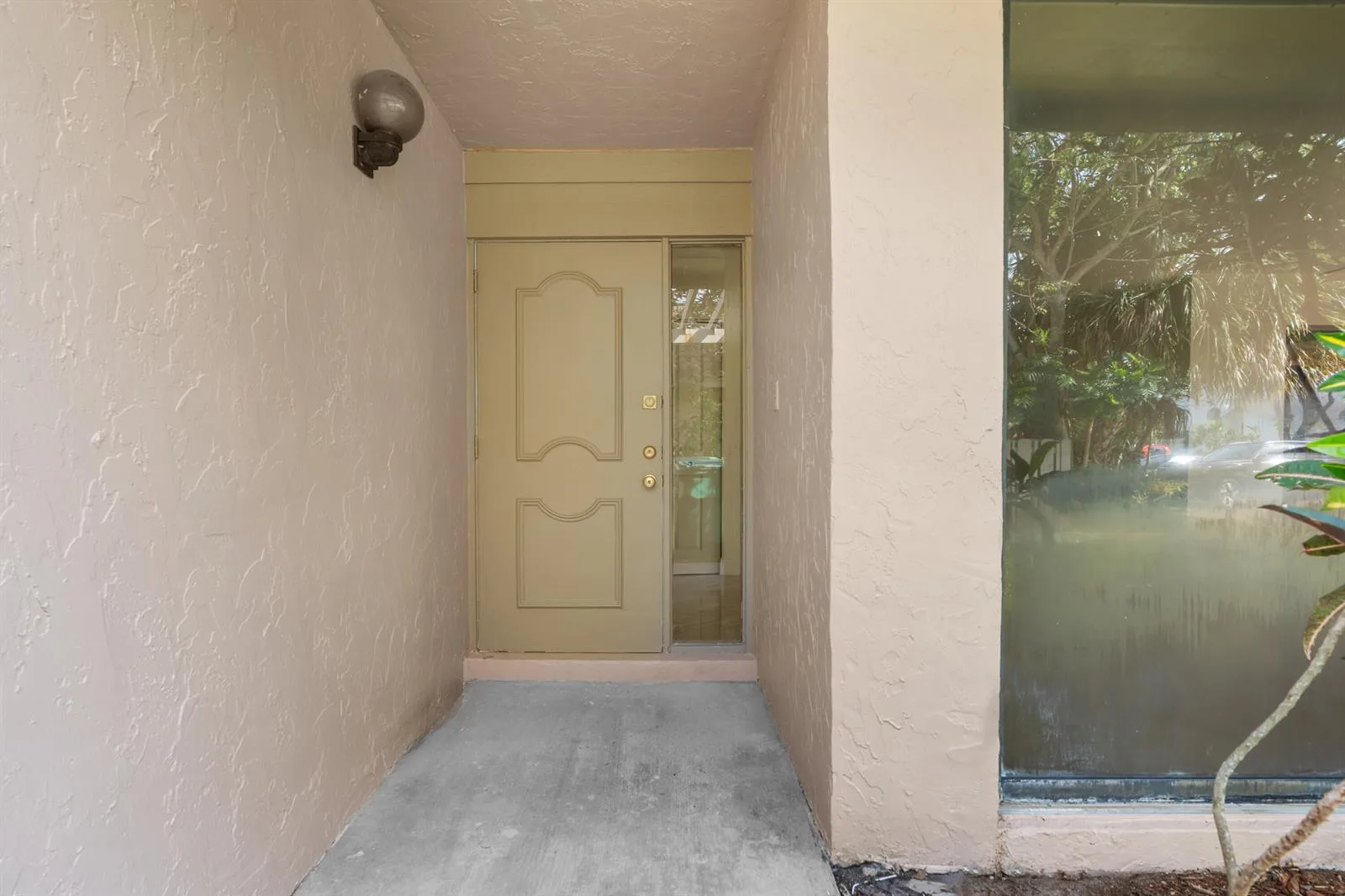 701 NE 205th Terrace, Miami, FL 33179 photo 2