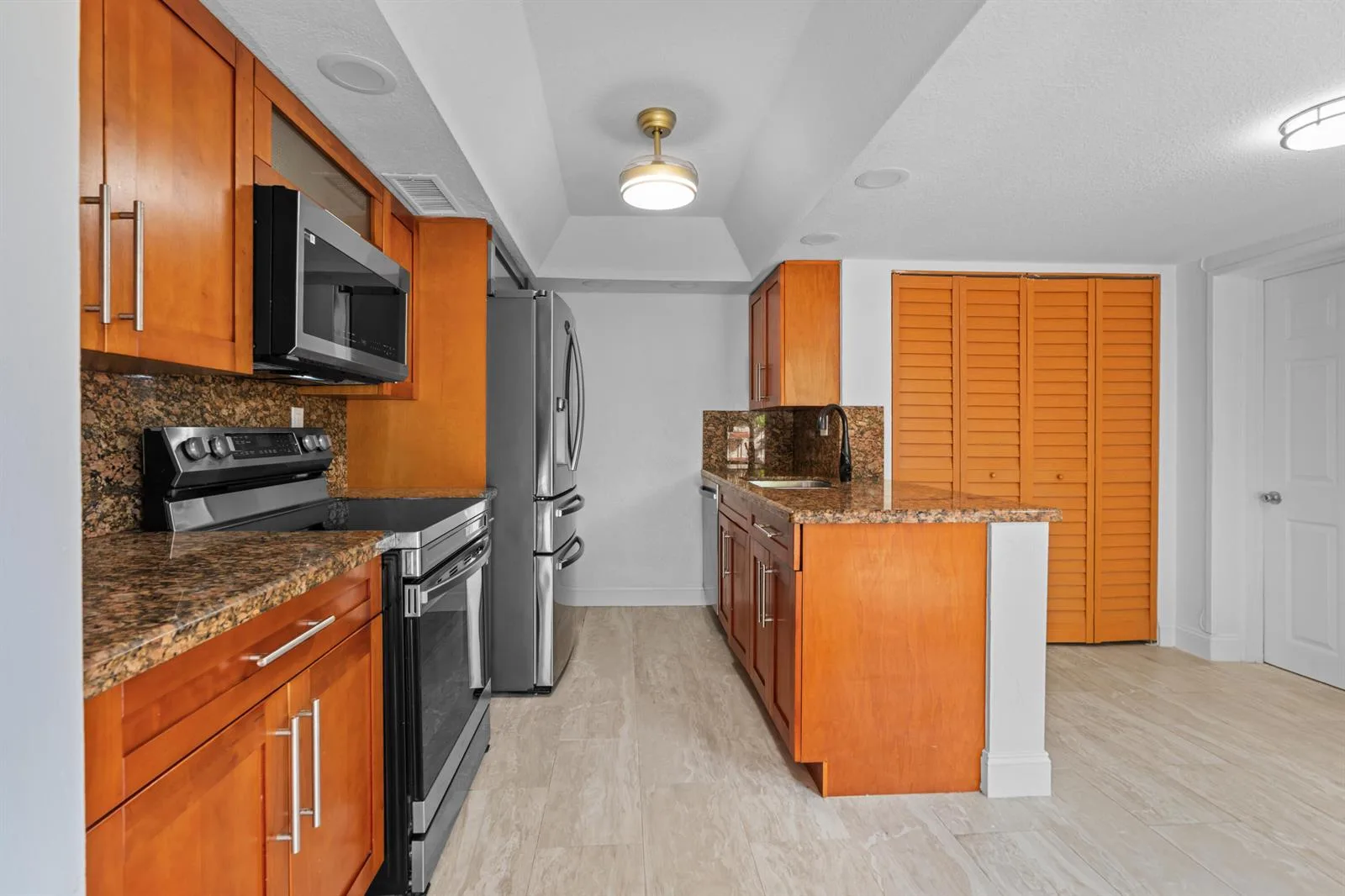 701 NE 205th Terrace, Miami, FL 33179 photo 4