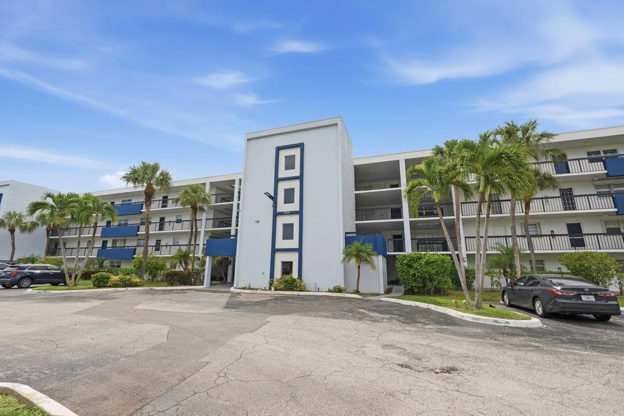 6000 NW 2nd Avenue # #437, Boca Raton, FL 33487