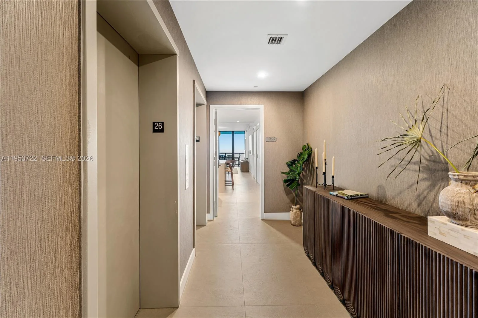 700 NE 24th St # 2602, Miami, FL 33137 photo 2