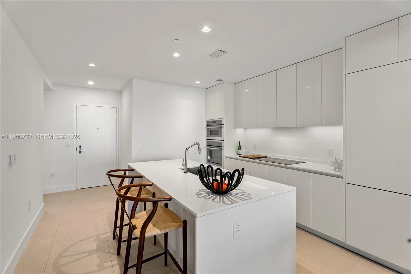 700 NE 24th St # 2602, Miami, FL 33137 photo 3