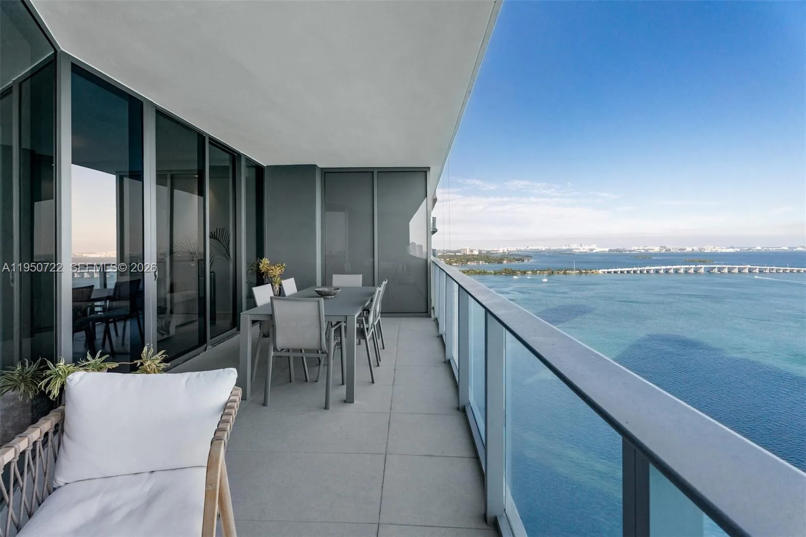 700 NE 24th St # 2602, Miami, FL 33137 photo 9
