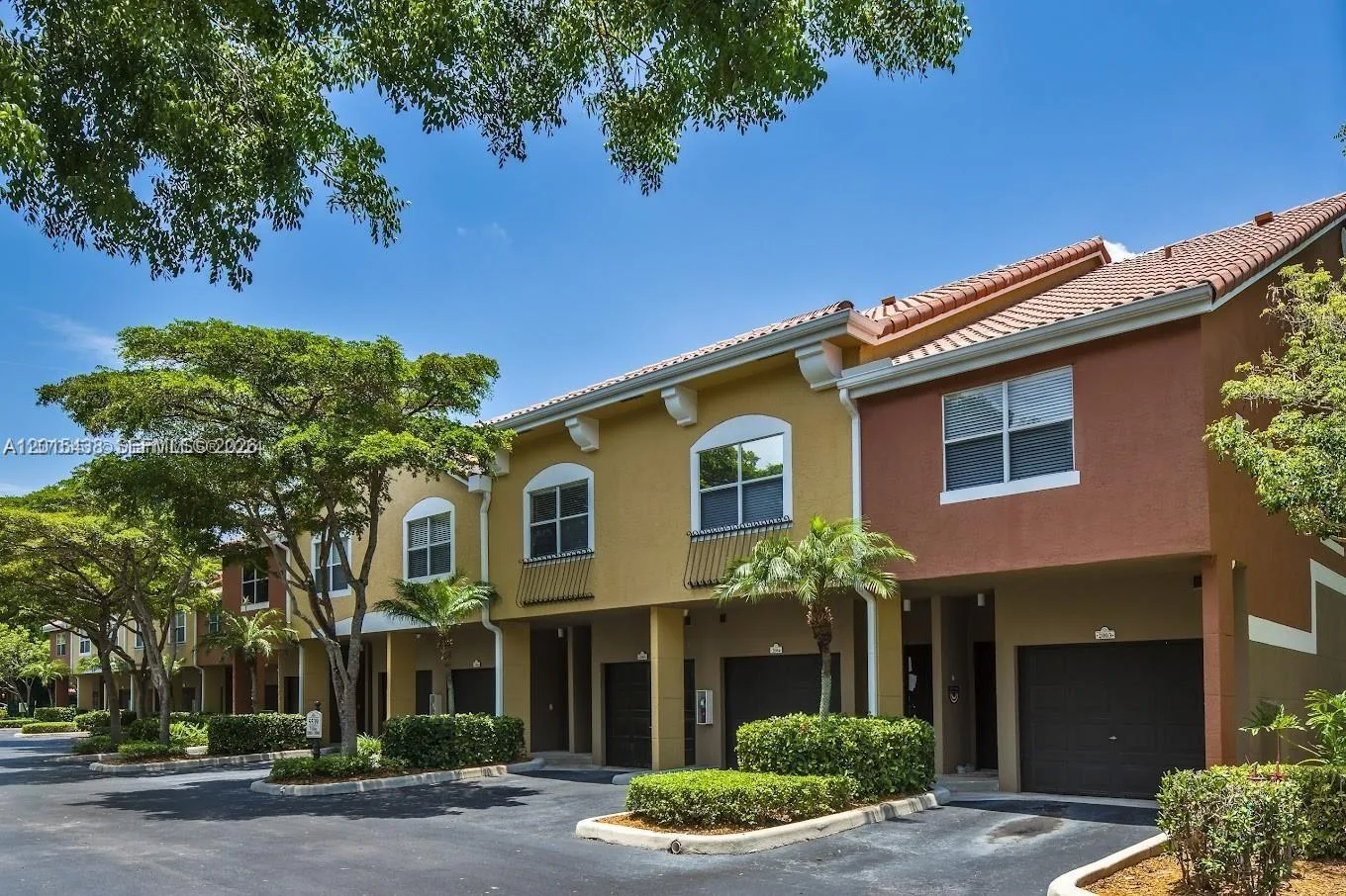 5555 N Military Trl # Riviera, Boca Raton, FL 33496