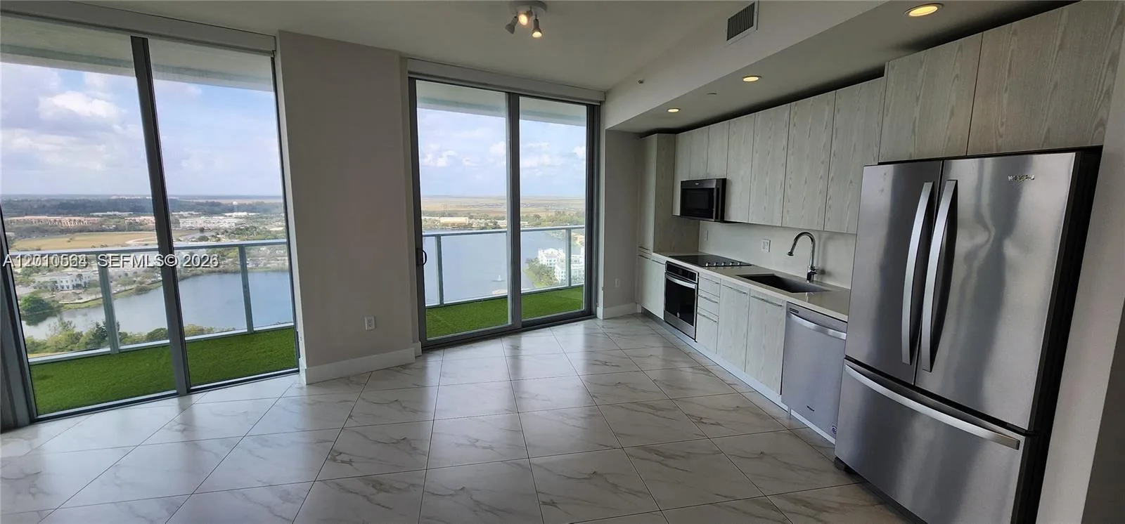2000 Metropica Way # 2304, Sunrise, FL 33323 photo 9