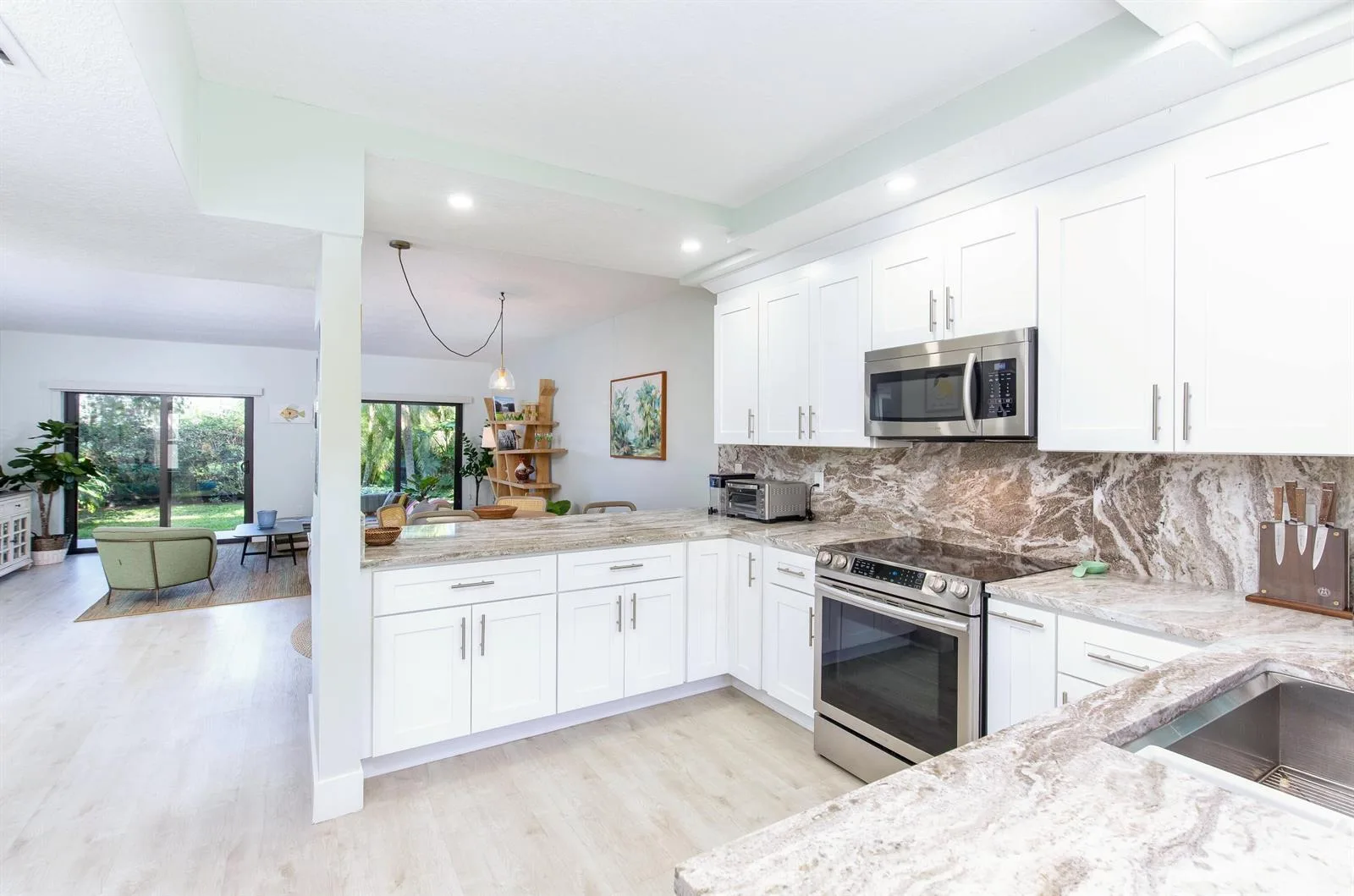 11267 Pond View B102 Drive # B102, Wellington, FL 33414