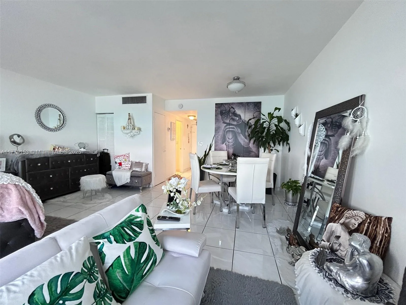 2899 Collins Ave # 1233, Miami Beach, FL 33140 photo 11