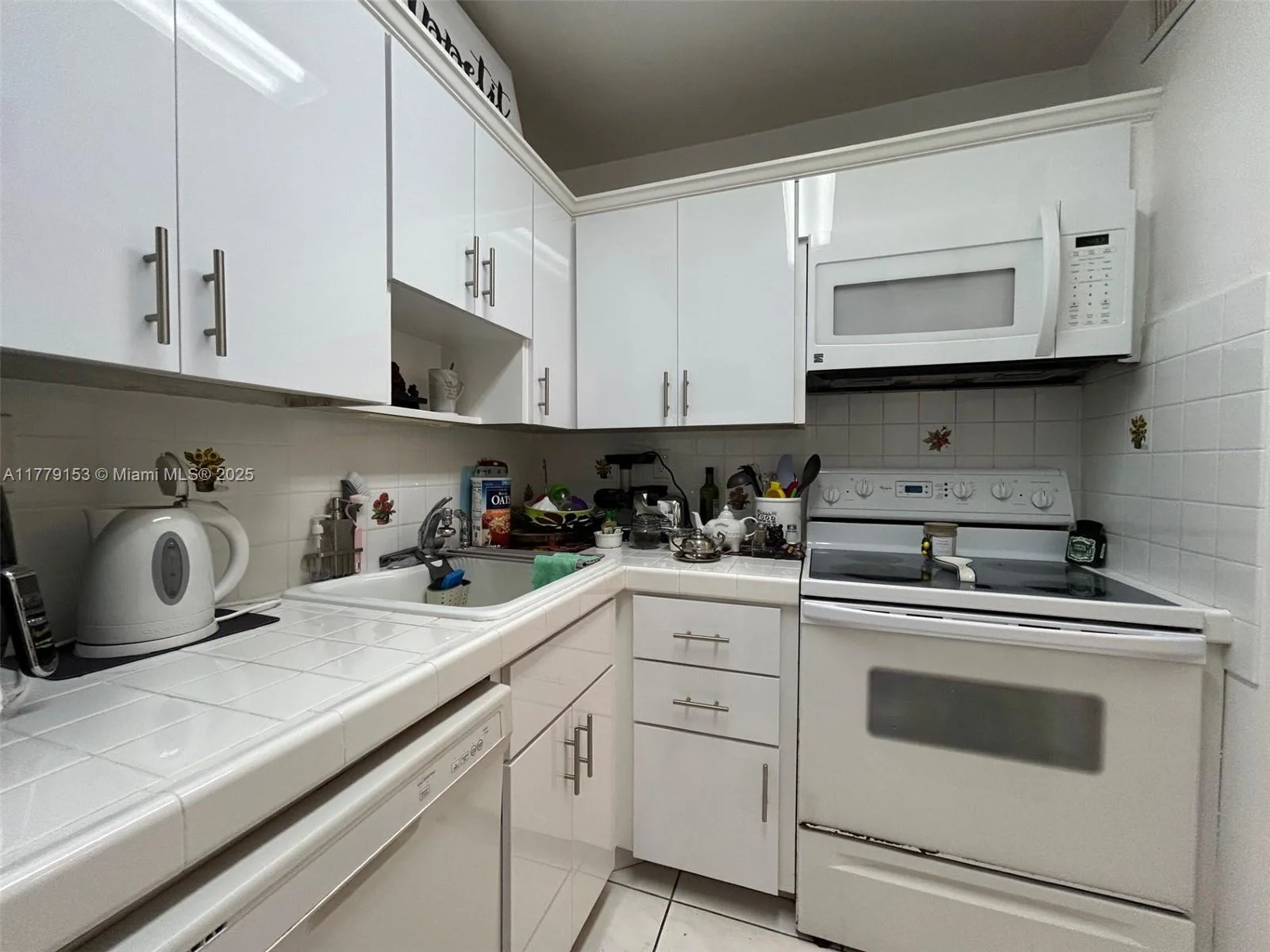 2899 Collins Ave # 1233, Miami Beach, FL 33140 photo 6
