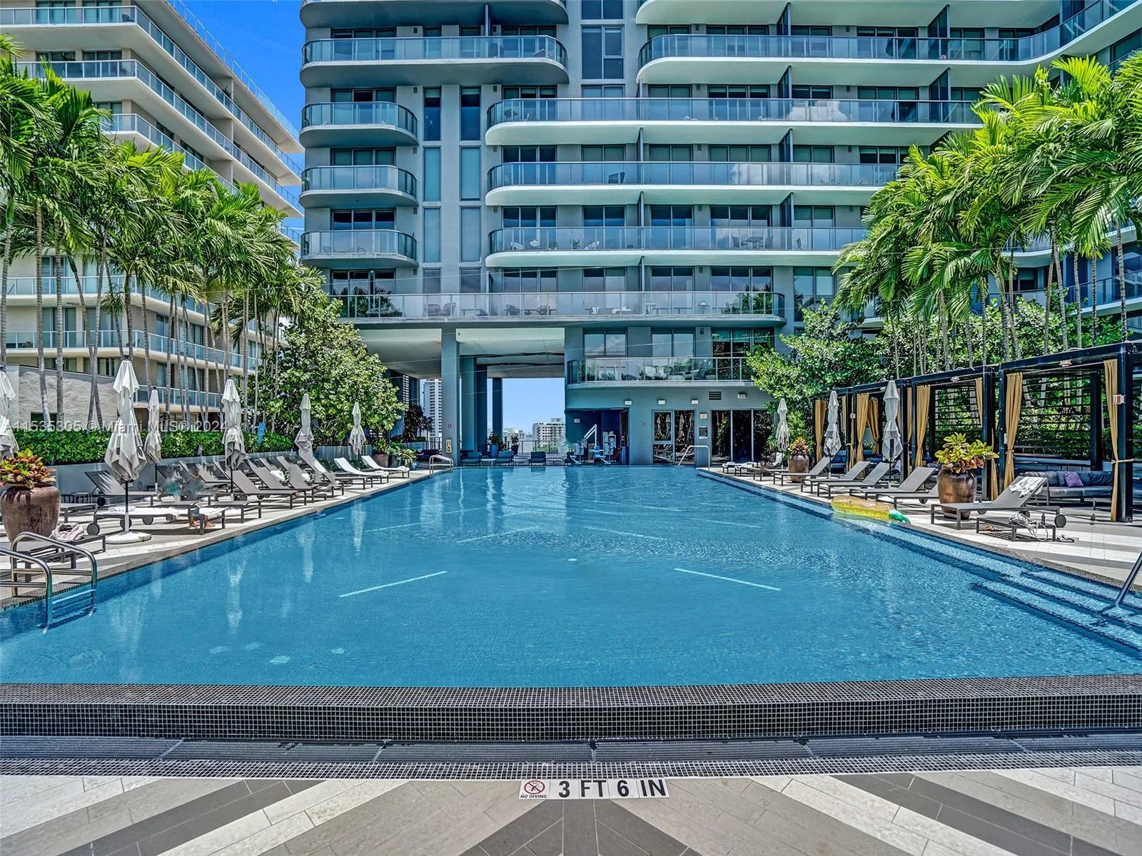 121 NE 34th St # 1801, Miami, FL 33137 photo 4