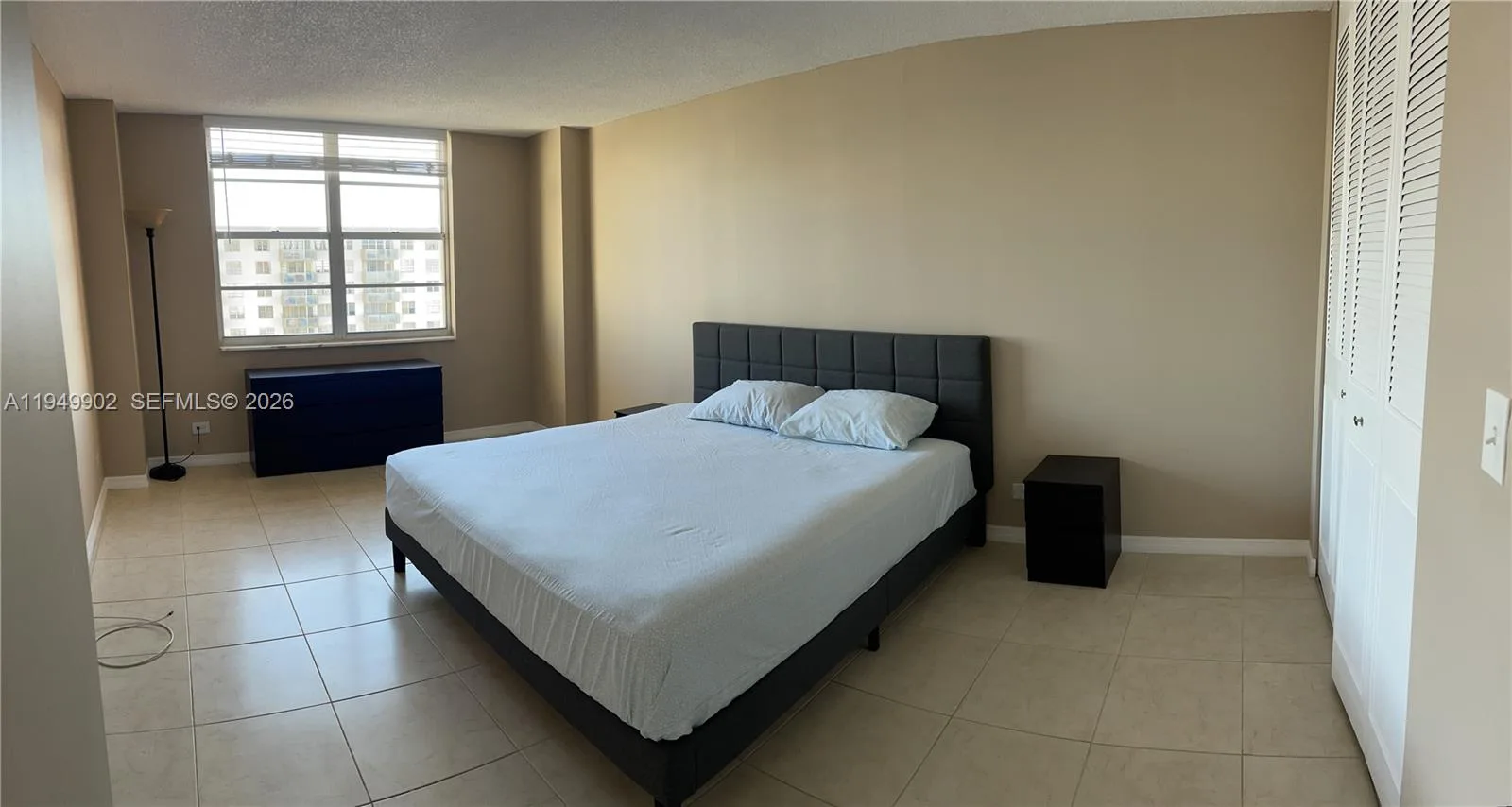 251 174th St # 2211, Sunny Isles Beach, FL 33160 photo 8