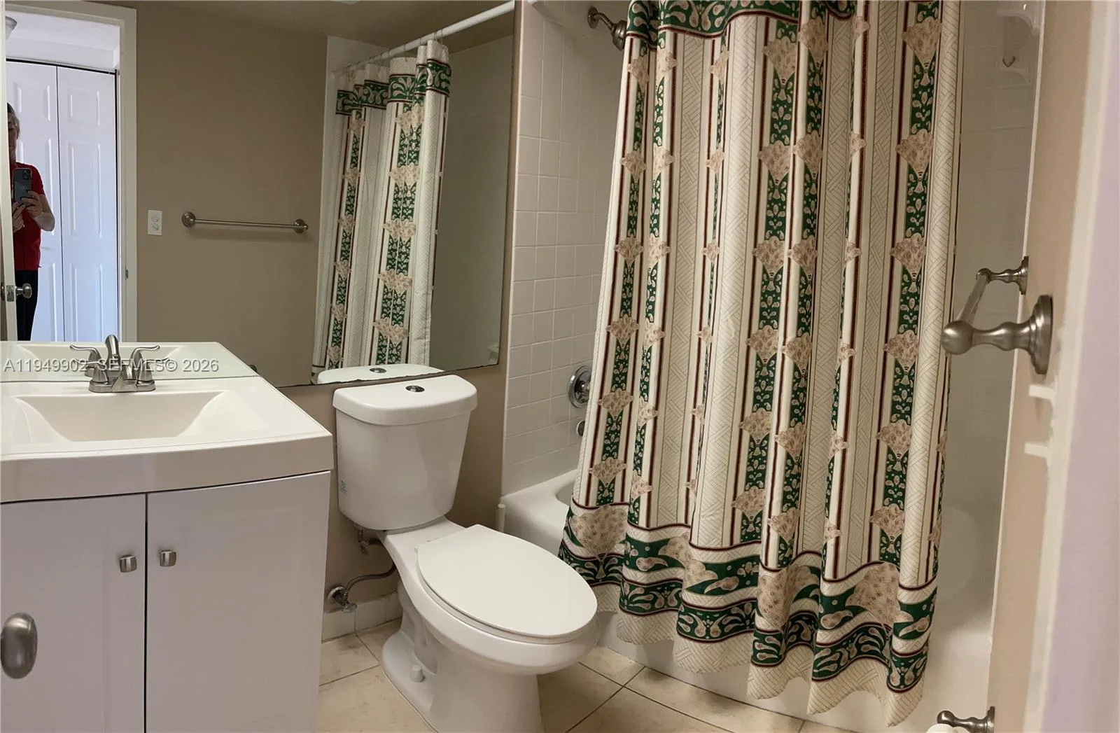 251 174th St # 2211, Sunny Isles Beach, FL 33160 photo 9