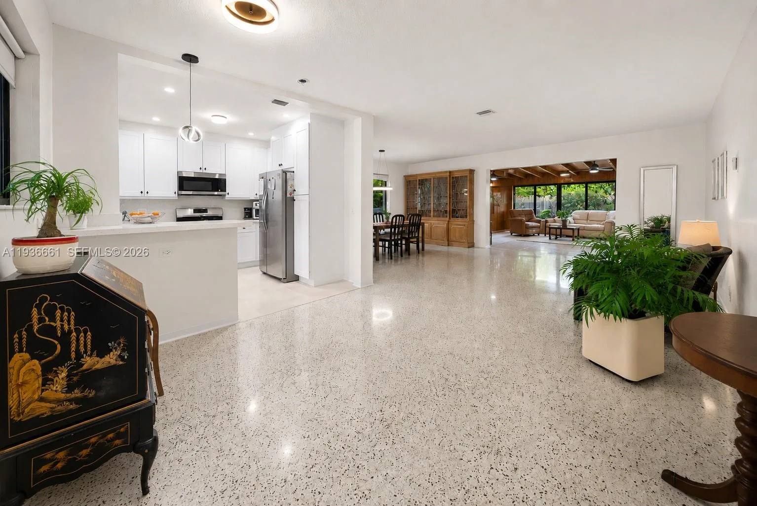 7517 Cutlass Ave, North Bay Village, FL 33141 photo 6